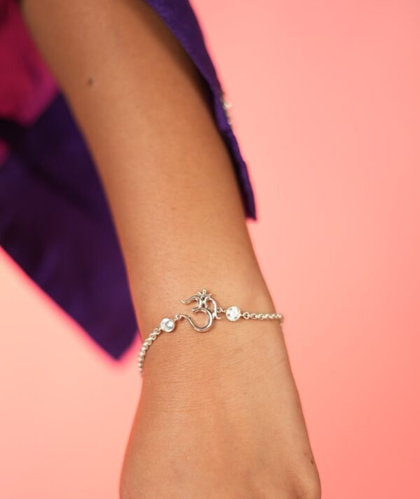 om-bracelet-2 (1)